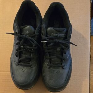 New Balance Men's All-Black Sneakers